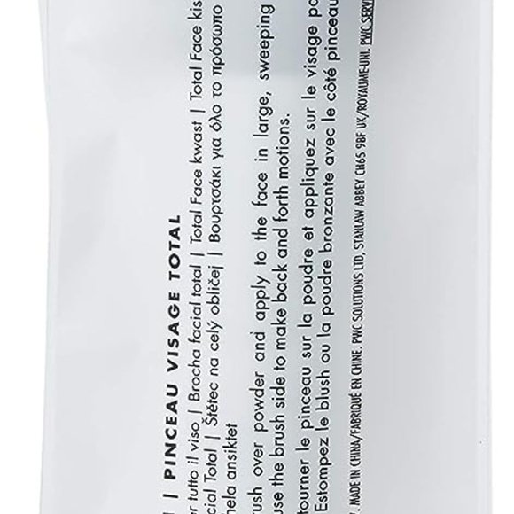 e.l.f. Cosmetics Total Face Makeup Brush - Picture 5 of 5